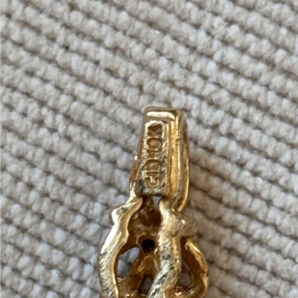 Elegant sapphire pendant set in 10k yellow gold - Picture 4 of 4